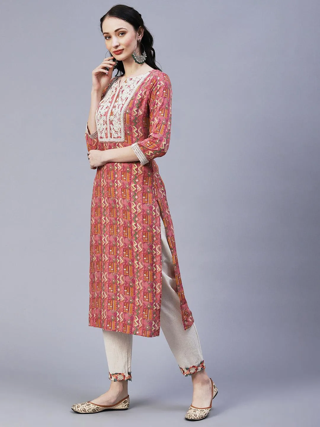 Abstract & Geometric Printed Resham Dori & Sequins Embroidered Kurta - Pink