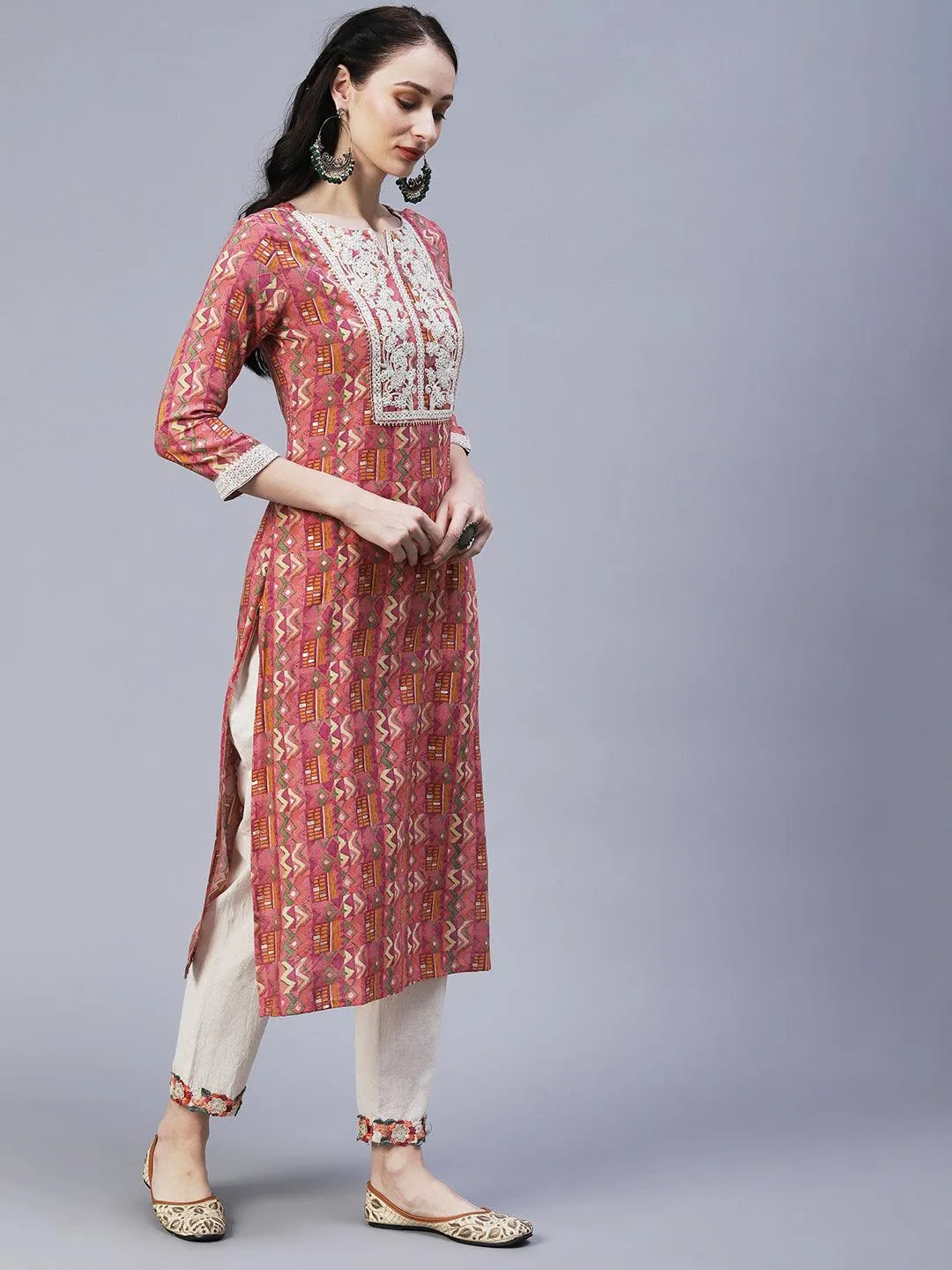 Abstract & Geometric Printed Resham Dori & Sequins Embroidered Kurta - Pink