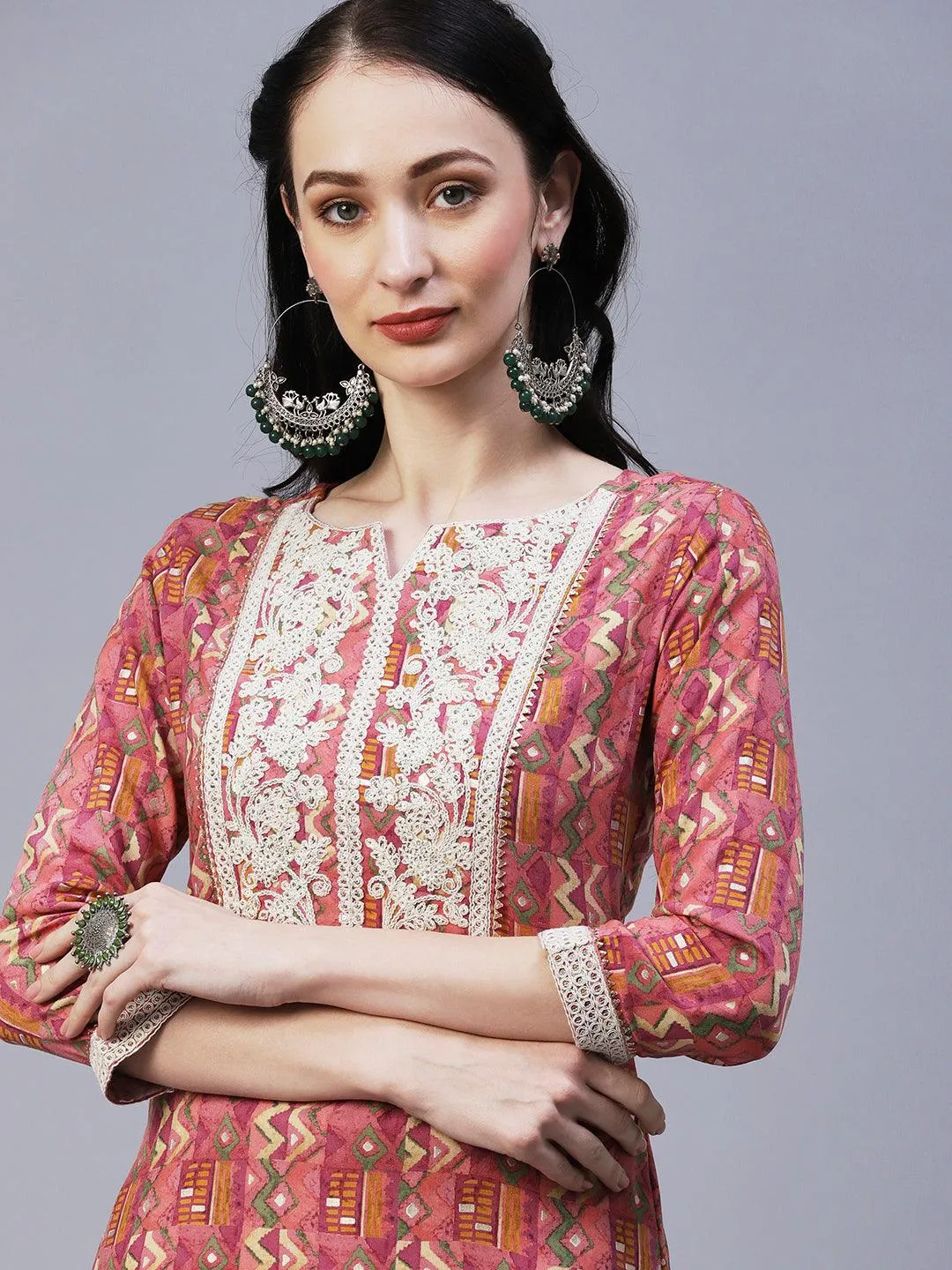 Abstract & Geometric Printed Resham Dori & Sequins Embroidered Kurta - Pink