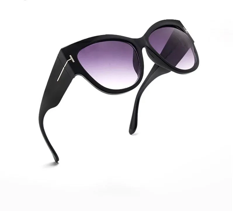 Cat eye oversized sunglasses with gradient lenses