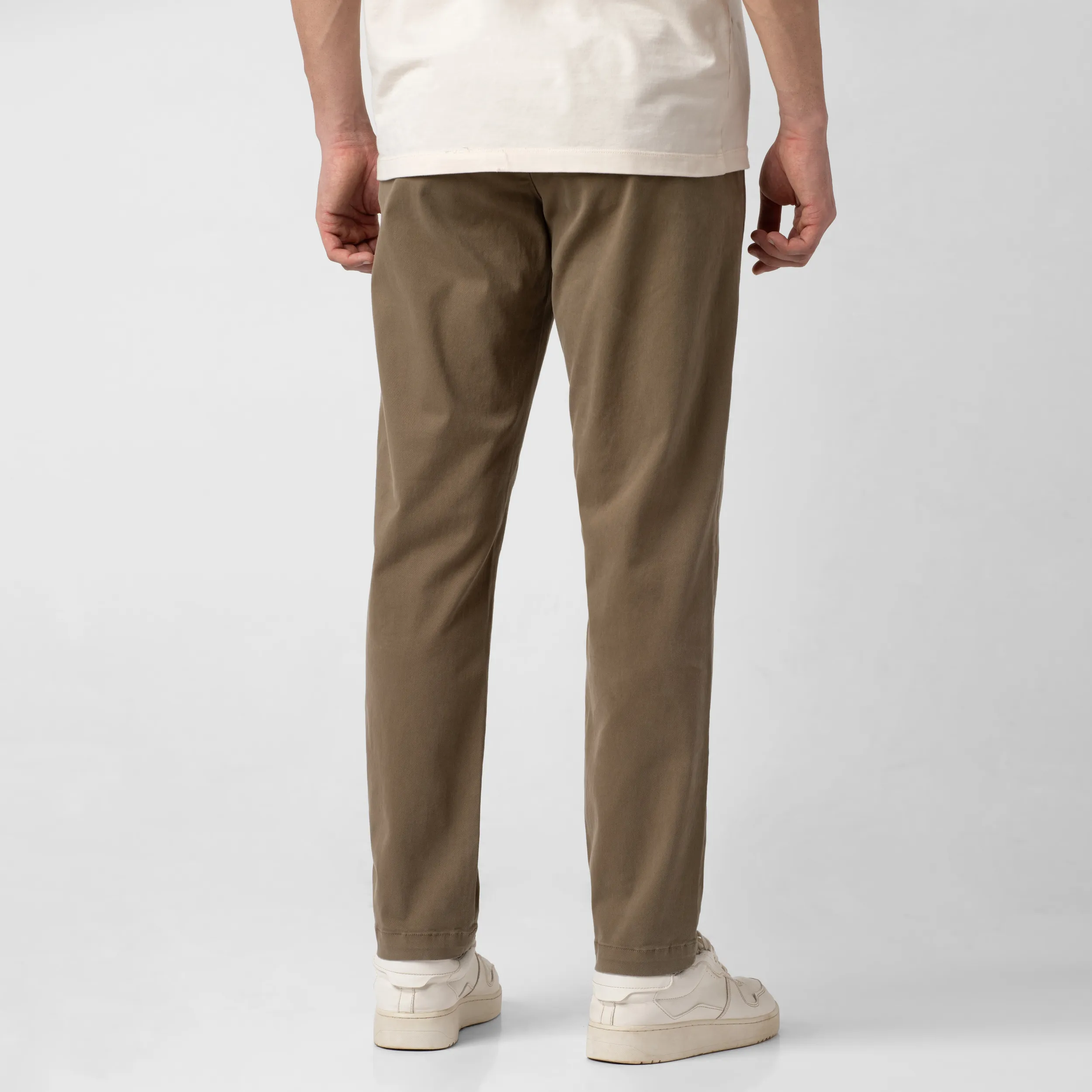 Relaxed Stretch Chino Pant