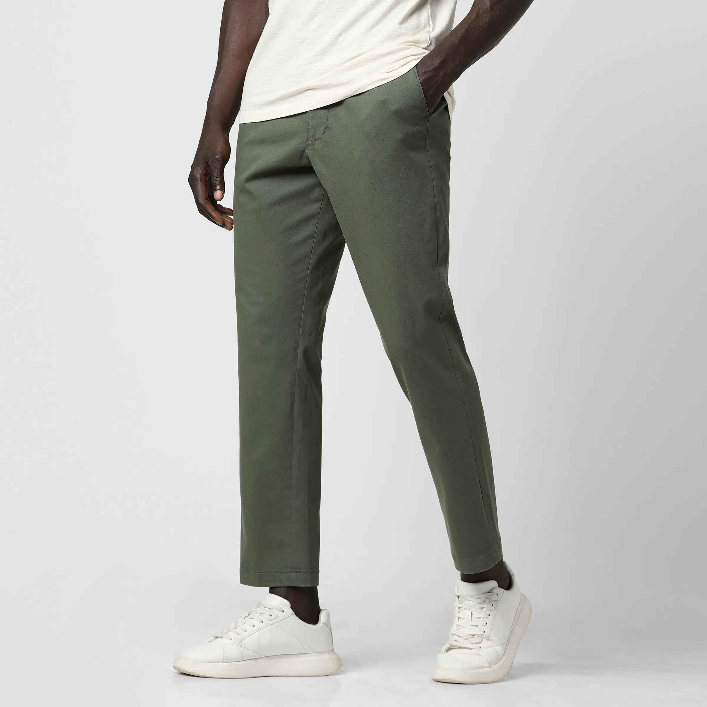 Relaxed Stretch Chino Pant