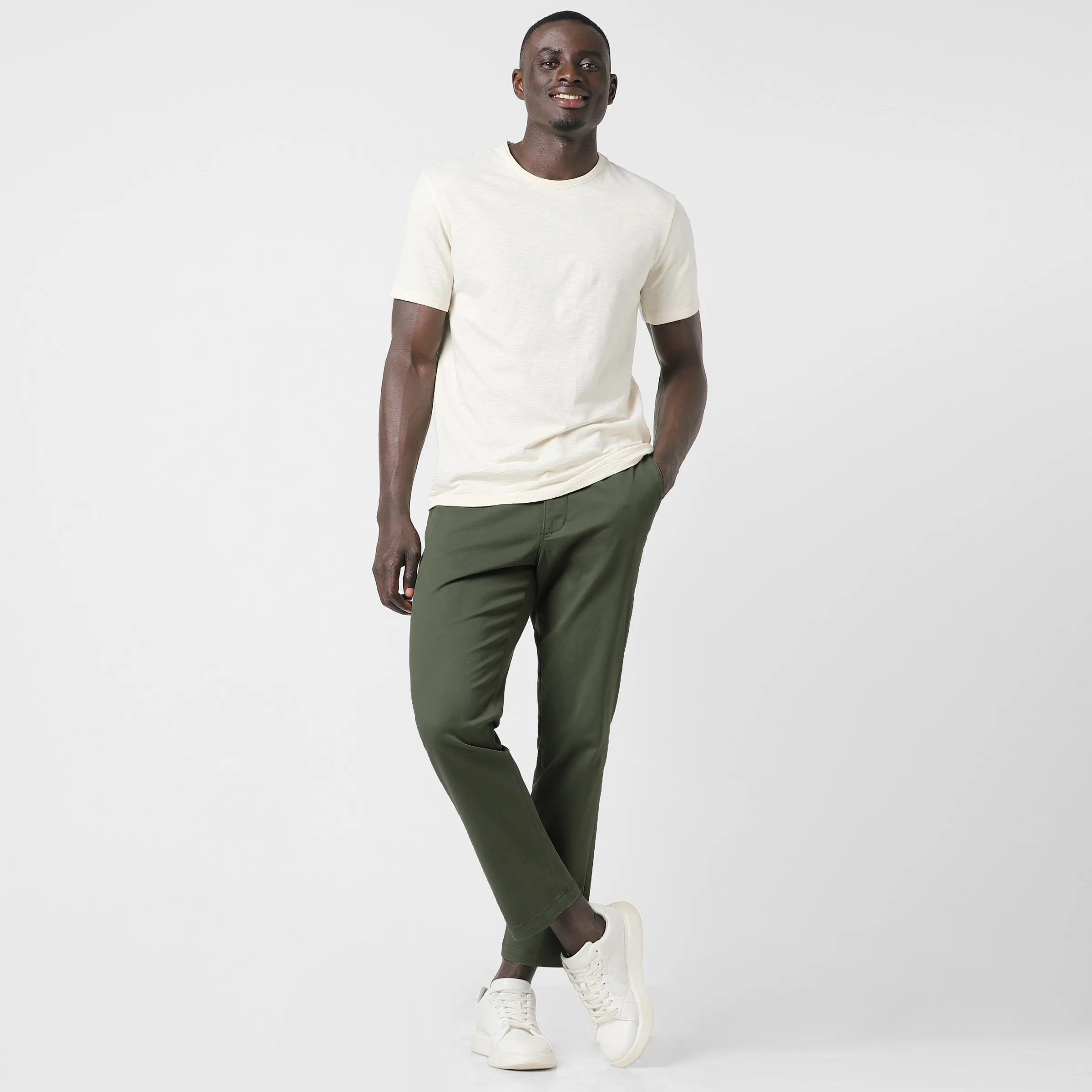 Relaxed Stretch Chino Pant